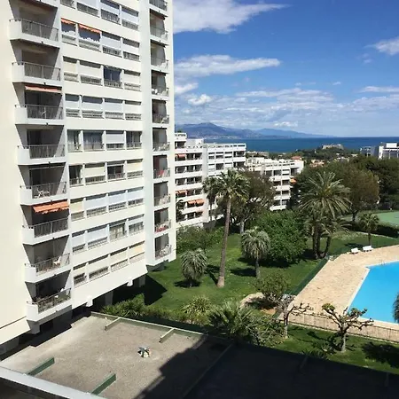 Roi Soleil Apartment